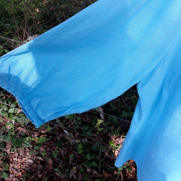 Long sleeve linen blouse - Picture 3 of 7